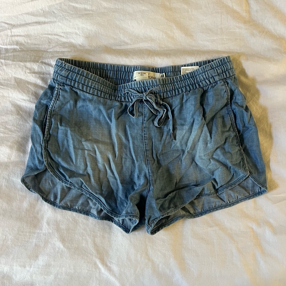 H&M flowy denim style shorts